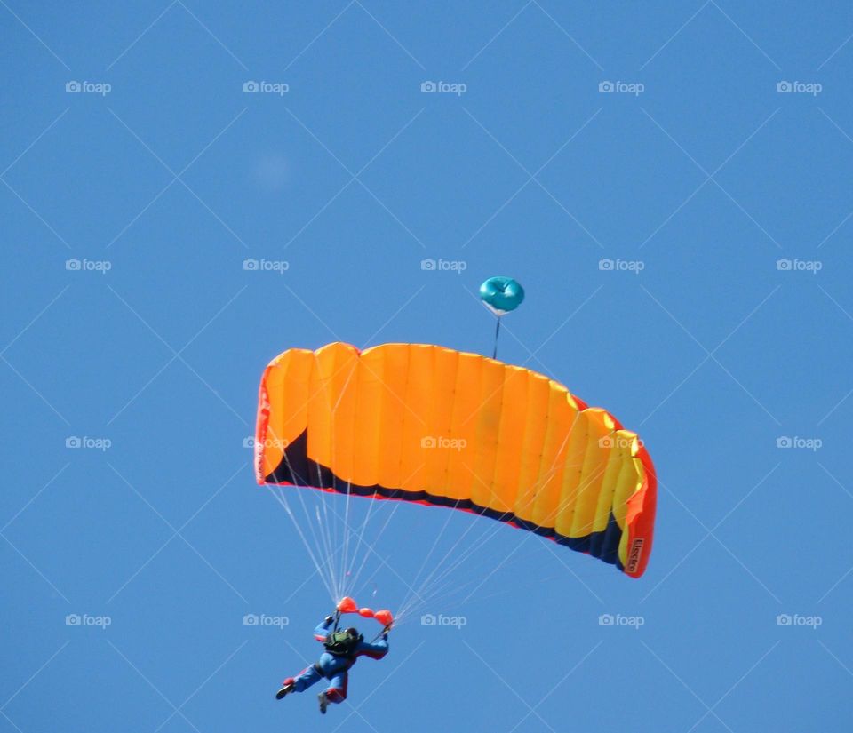 Skydiving 💛🪂💛