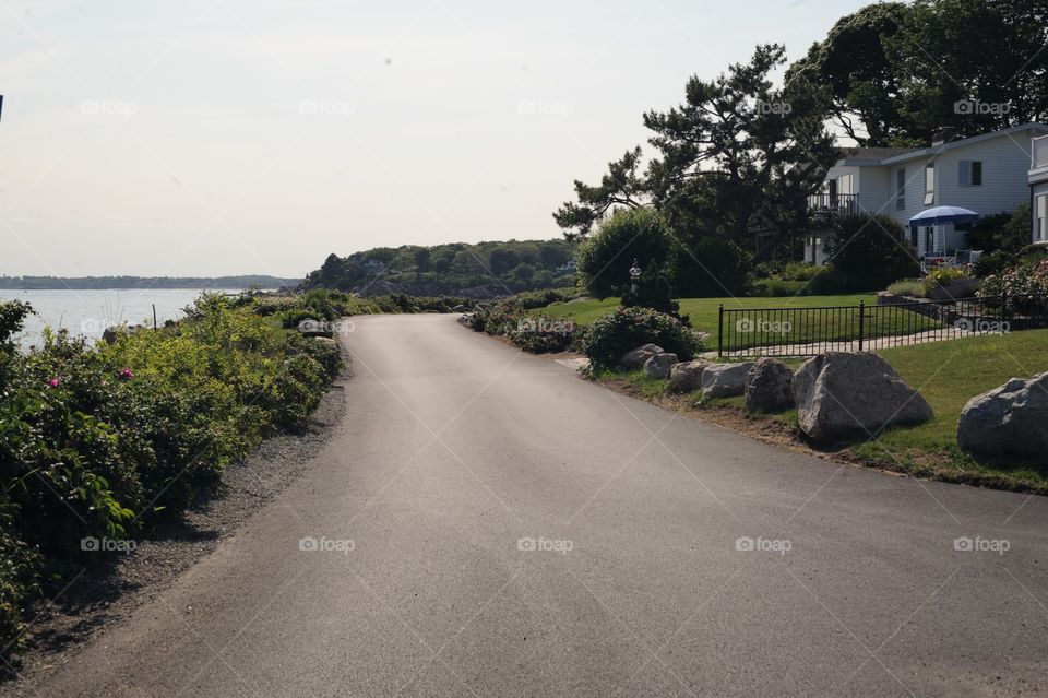 ocean road. walking the shoreline