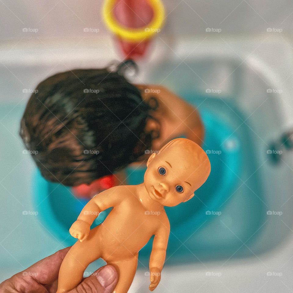 Baby doll taking a bath with toddler, baby takes a bath, baby in the bath, bath time at night, children in the bath