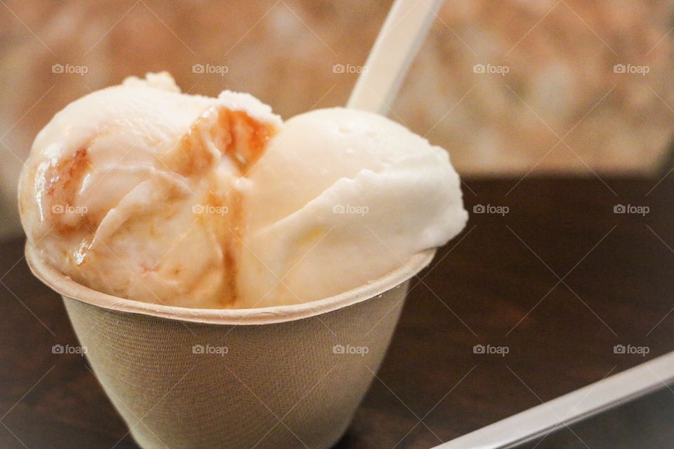 Ice cream from Lick. Honeyed Peaches with Rosemary and Goat Cheese, Thyme and Honey flavored.
Located in Austin, Texas. 