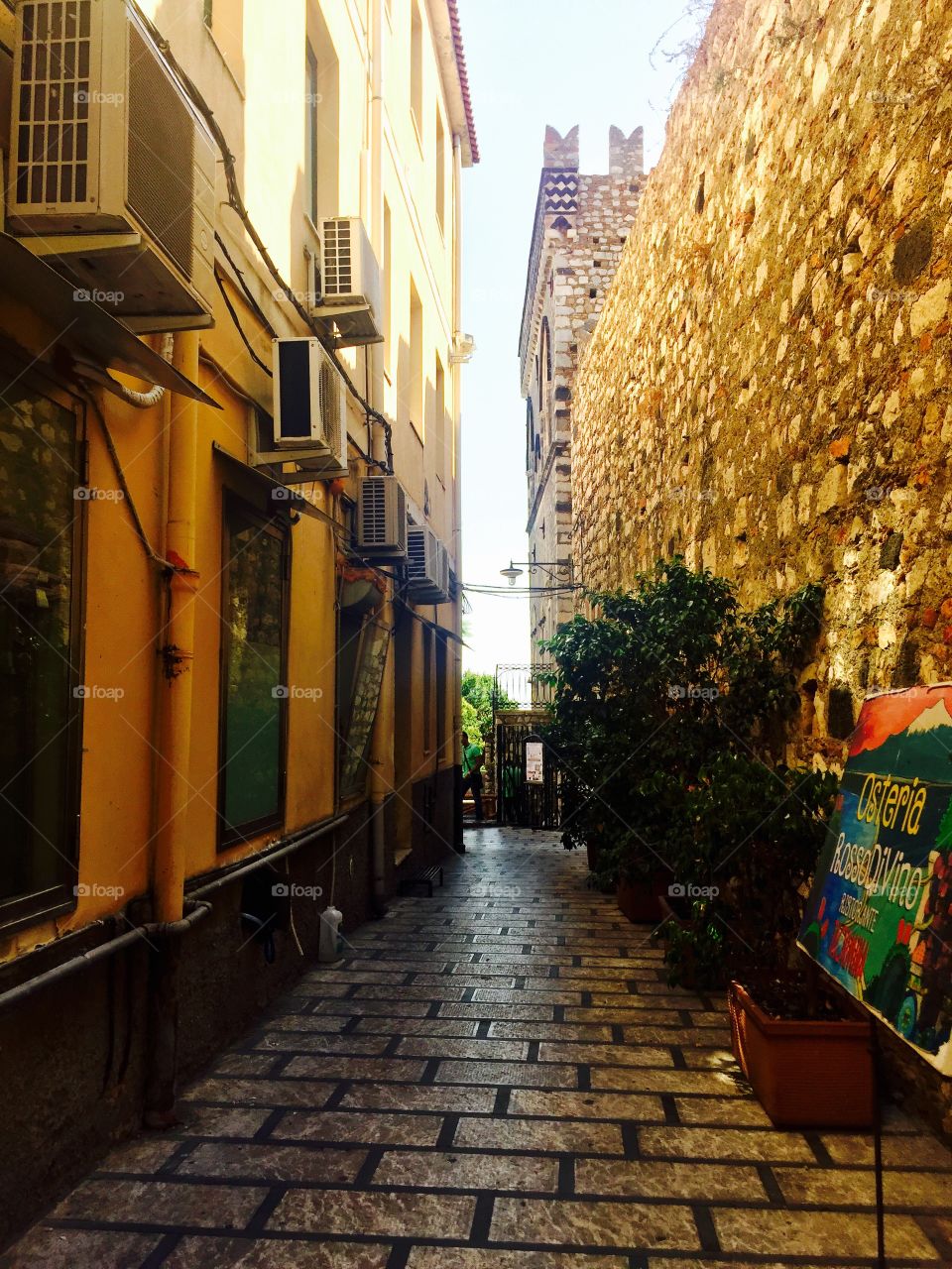 Sicilian street 