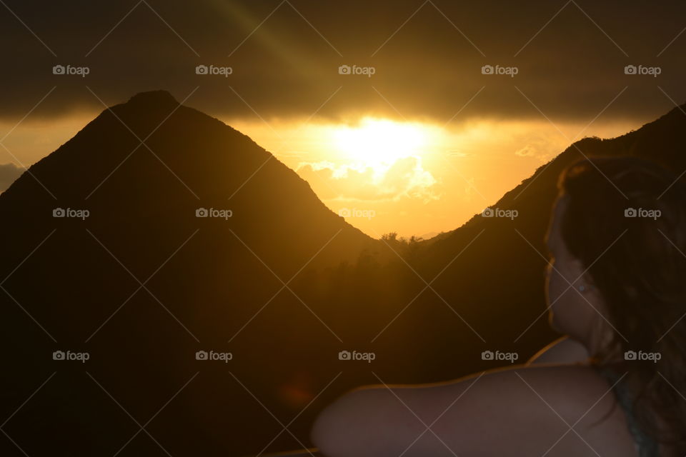 sun set hiking trails girl
