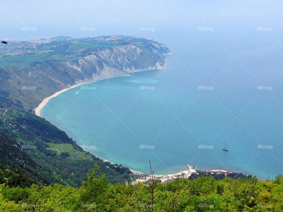 High angle view of idyllic sea