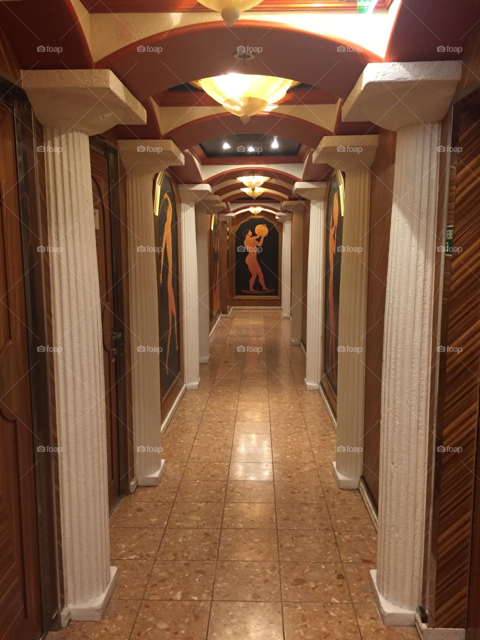 Hallway symmetry