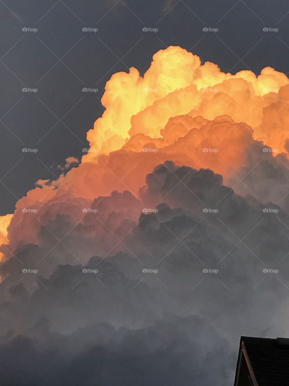 Amazing color cumulonimbus cloud (Lee's Summit, Missouri)
