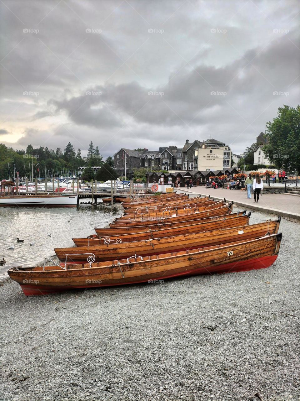 red boat