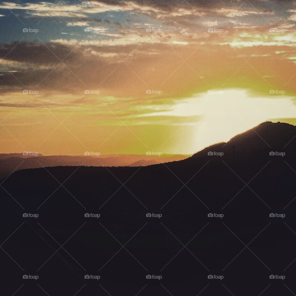 Sunset behind the mountains 