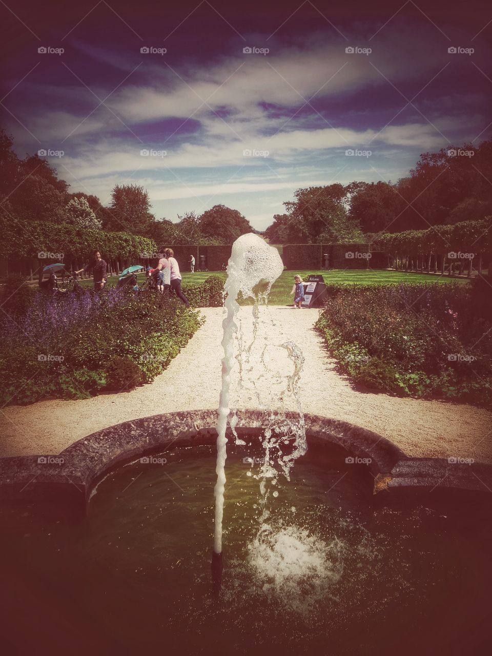 Fountain. Stately home 