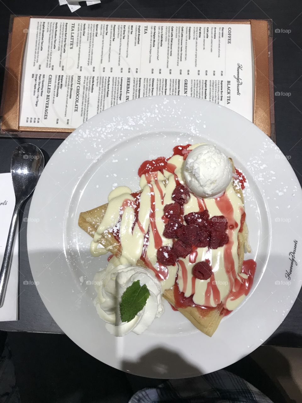 Strawberry and ice cream pancakes 