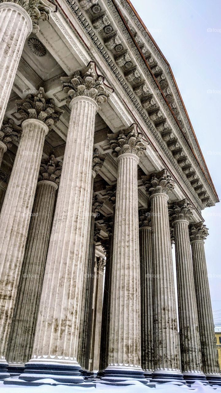 Architecture 🏛️ Columns 🏛️ Building 🏛️ Winter time 🏛️