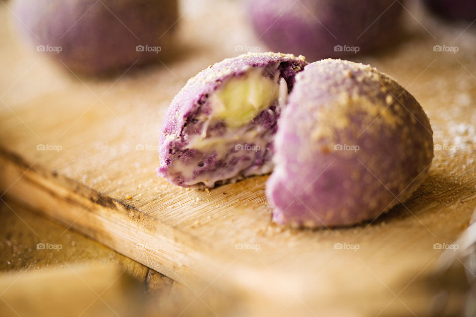Ube Cheese Pandesal