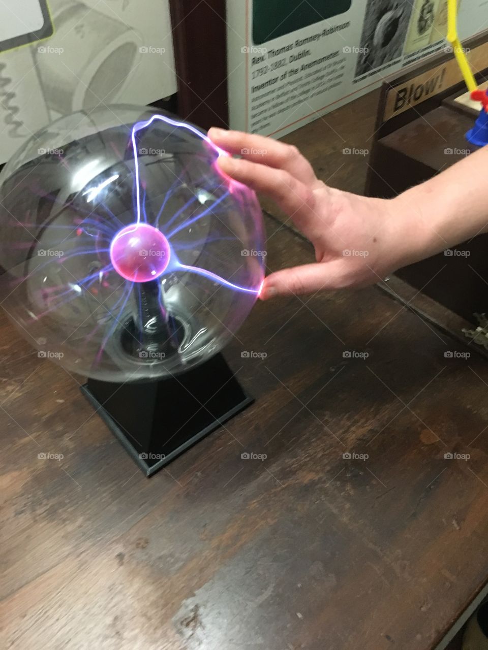 Plasma globe