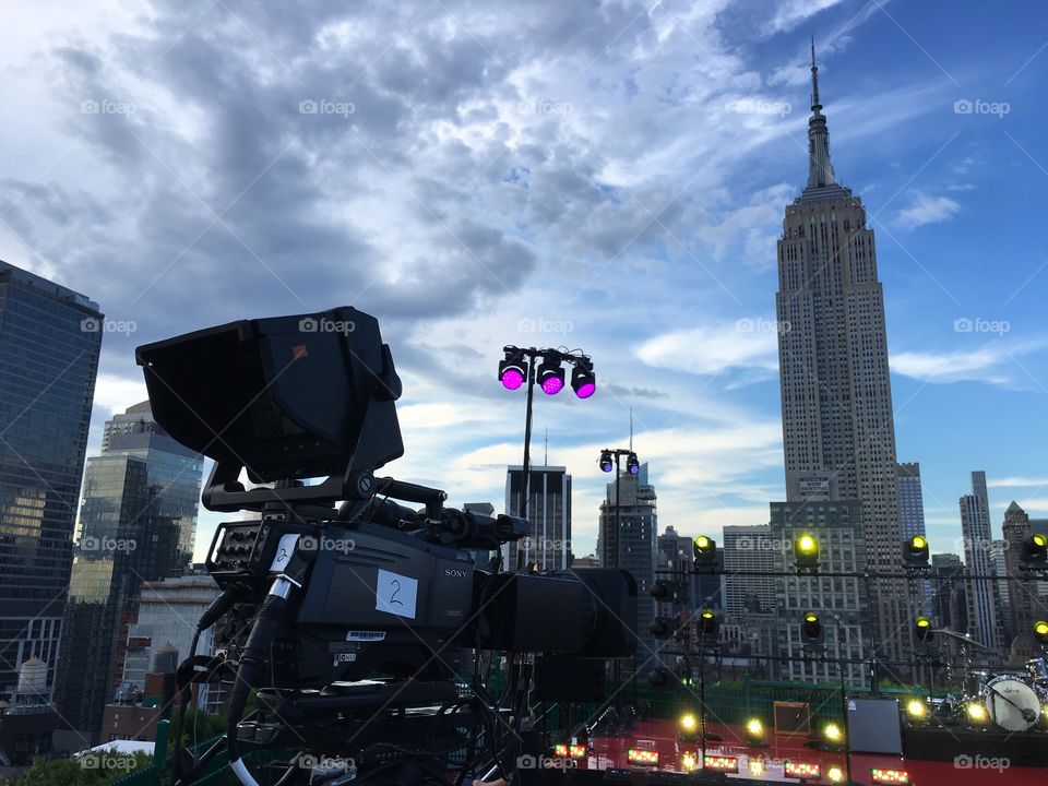 Camera
Empire State Building 
Mid town
New York City 
Production 
