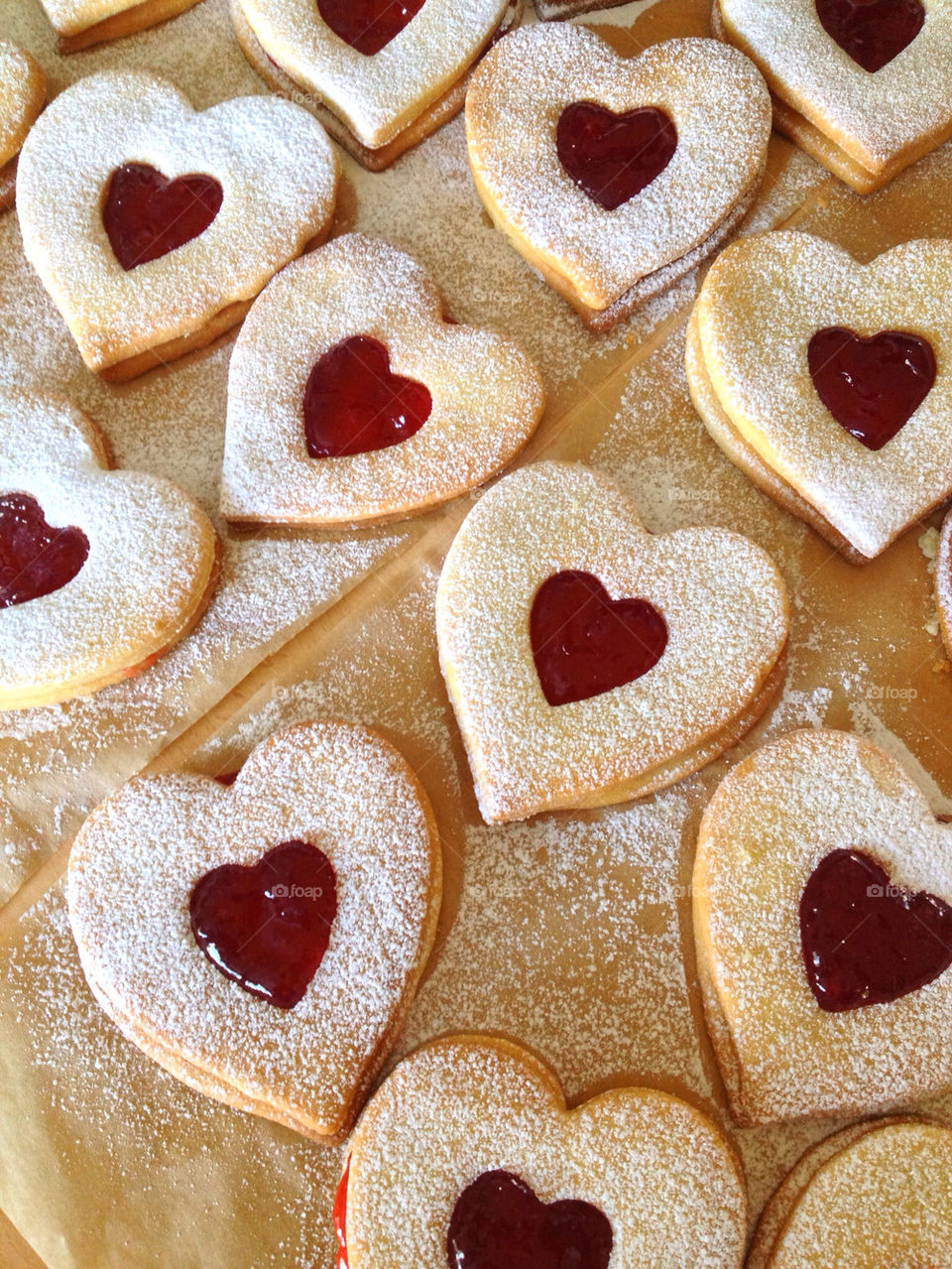 Heart jammy dodgers