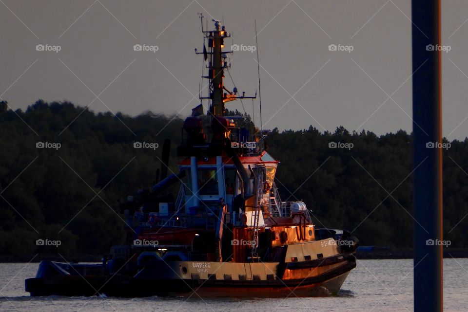 Bugsier 10 on the river „Elbe“ Schleswig-Holstein -Germany 