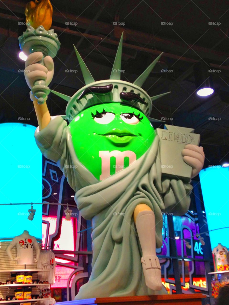 M&M statue of liberty. M&M statue of liberty at New York city store