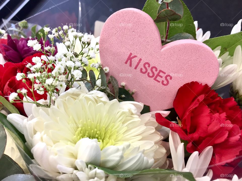 Valentine's bouquet. Kisses