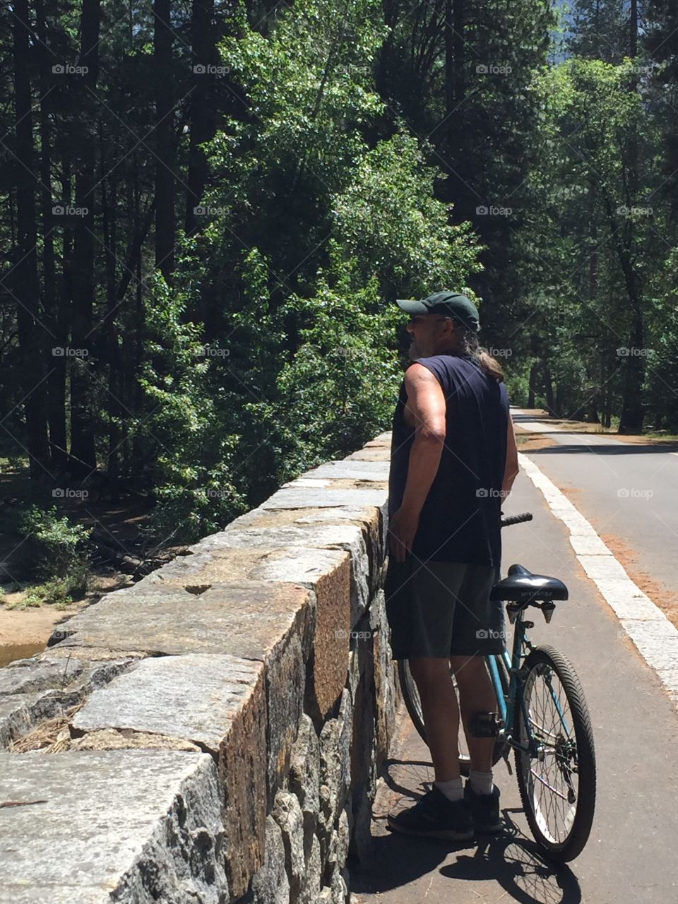 Me and my Bike. Riding trails in Yosemite National Park 