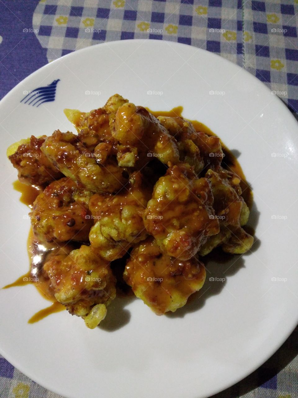 fried tofu with peanuts sauce