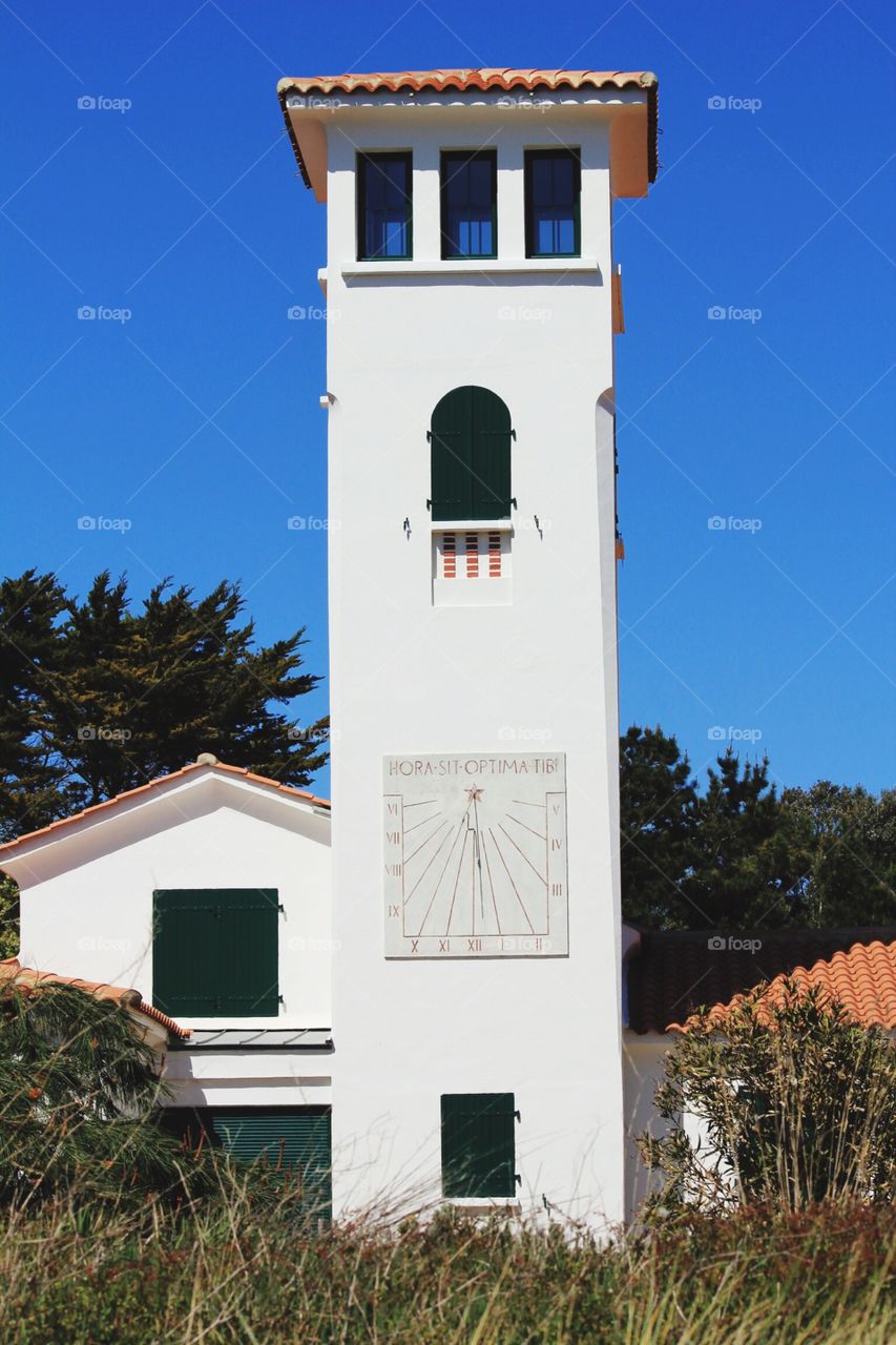 No Person, Architecture, House, Sky, Outdoors