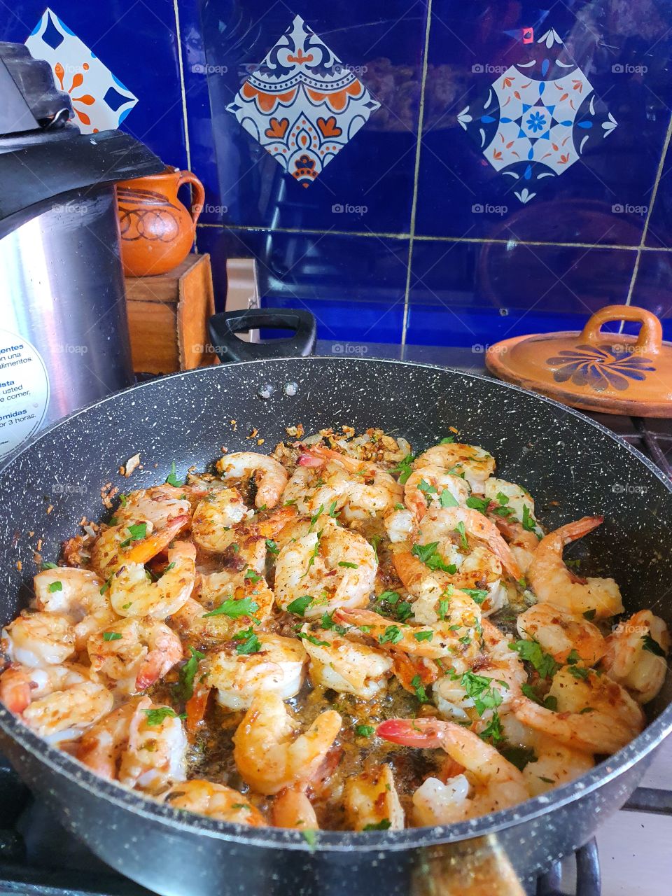 camarones al mojo de ajo :))