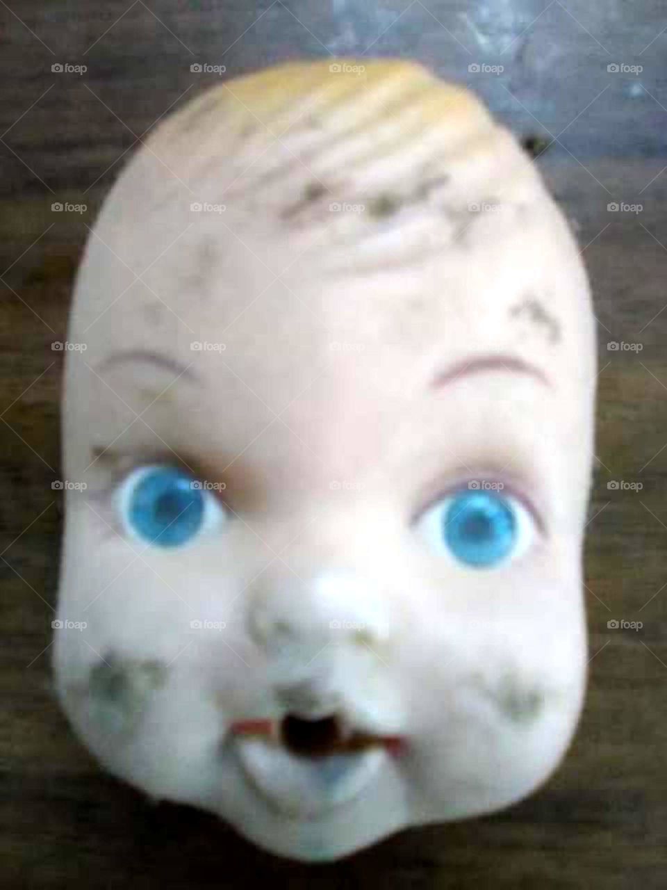 creapy antique dolls face