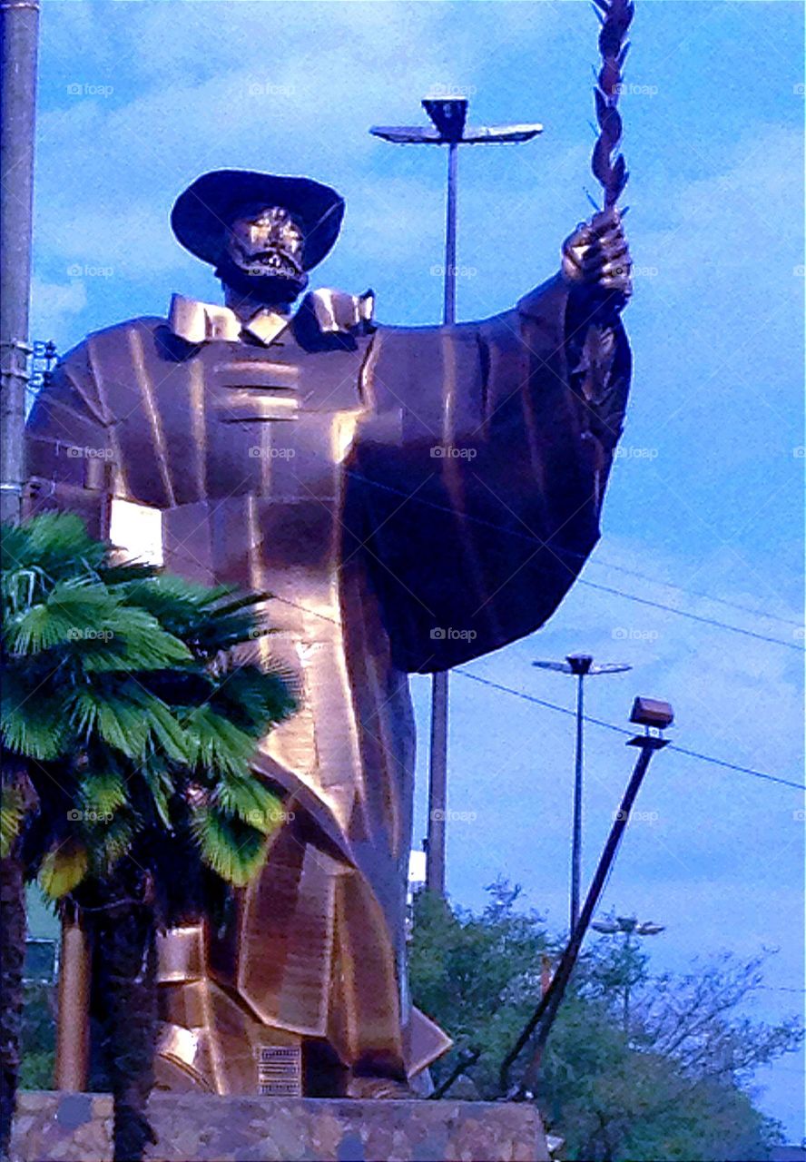 Monumento O Desbravador