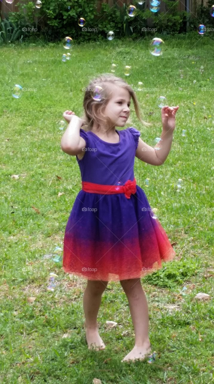 Bubbles . Dancing in the spring 