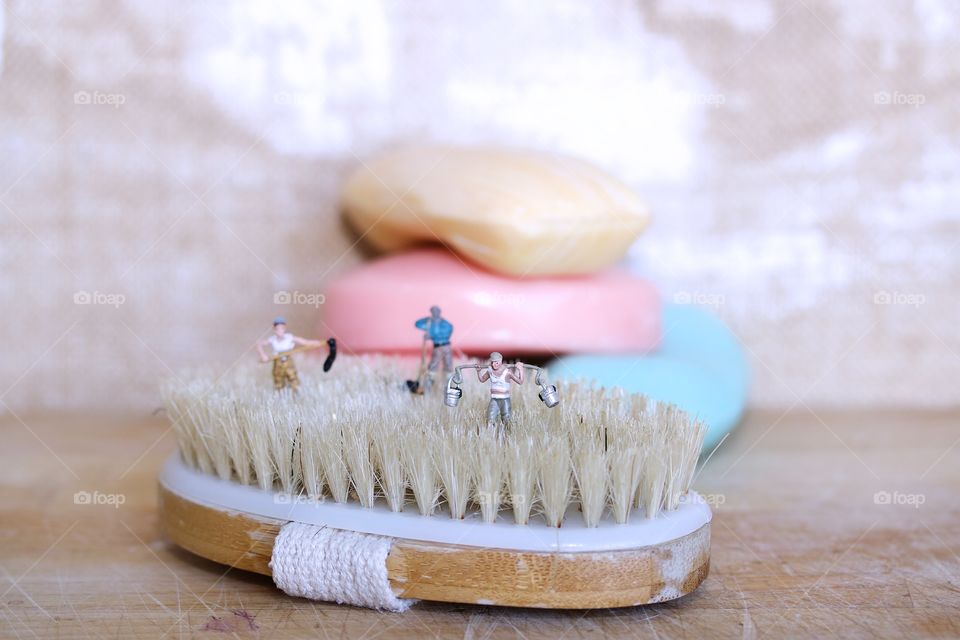 hobby miniatures on bath brush