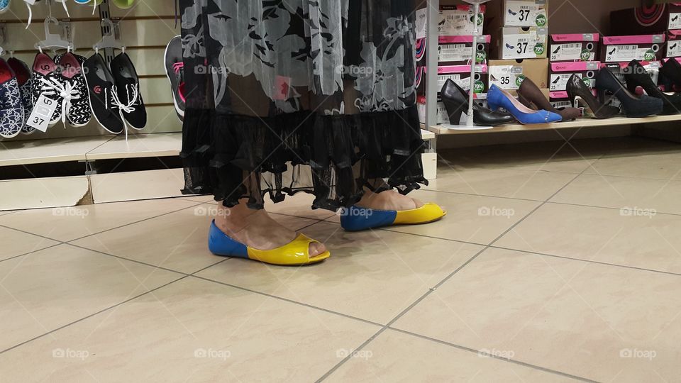 yellow shoes