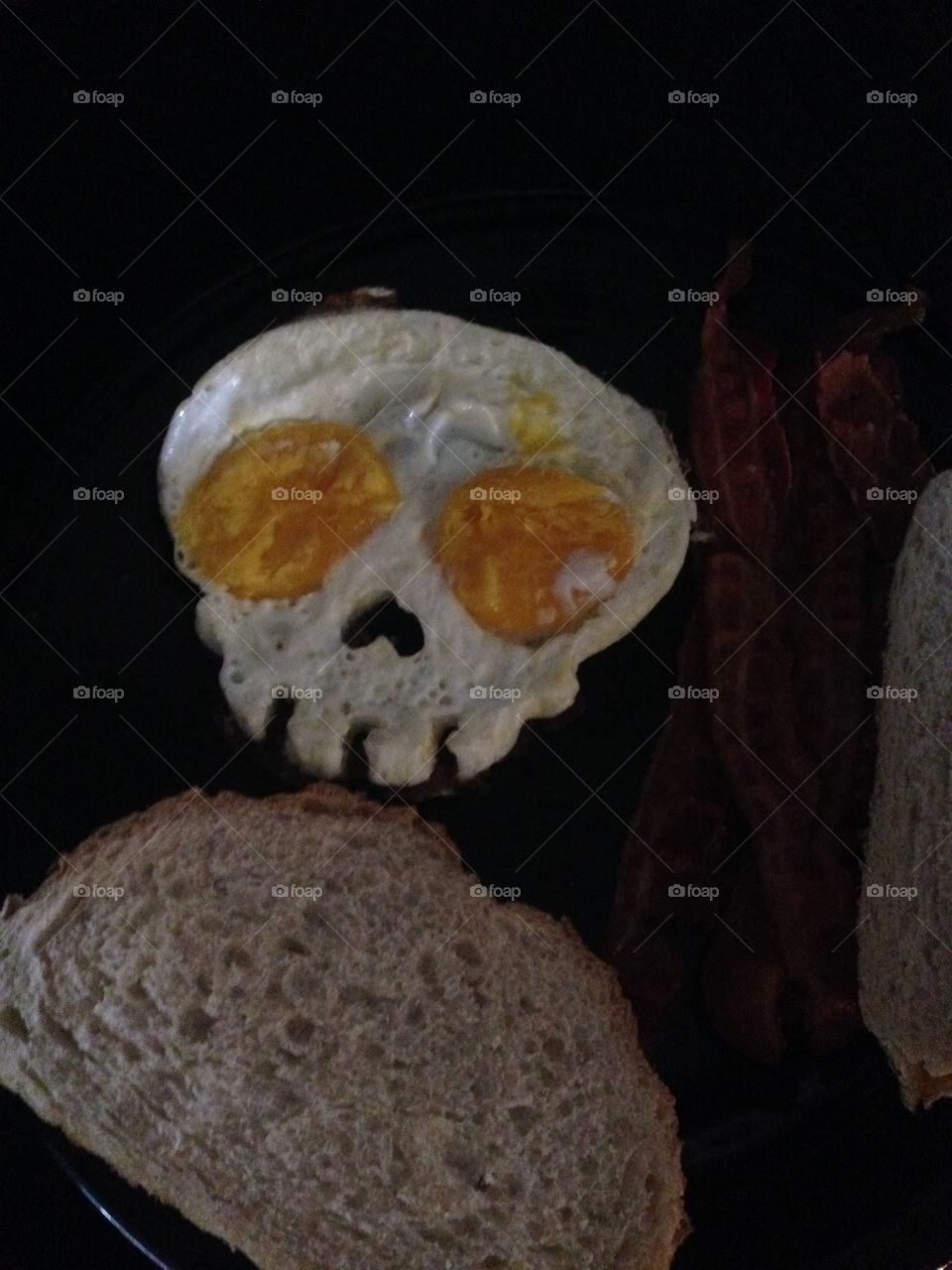 Skull Eggs for Breakfast
