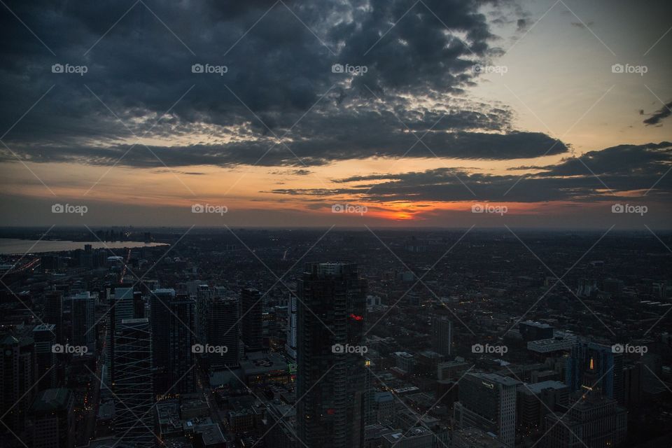 Skyline of toronto sunset