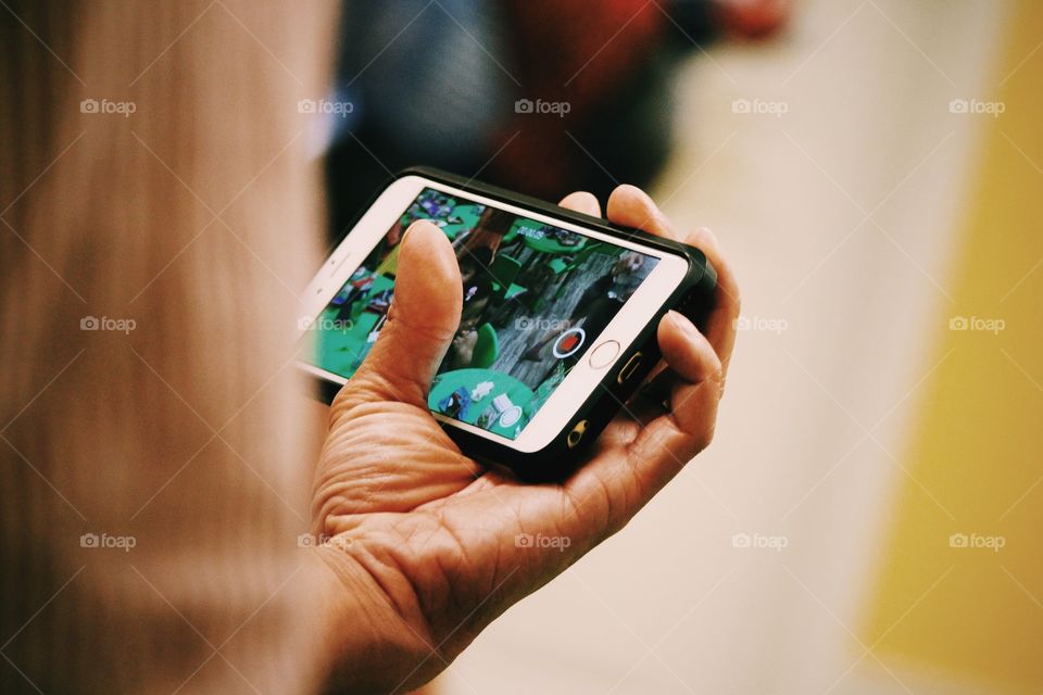 Tech screen - using mobile device 