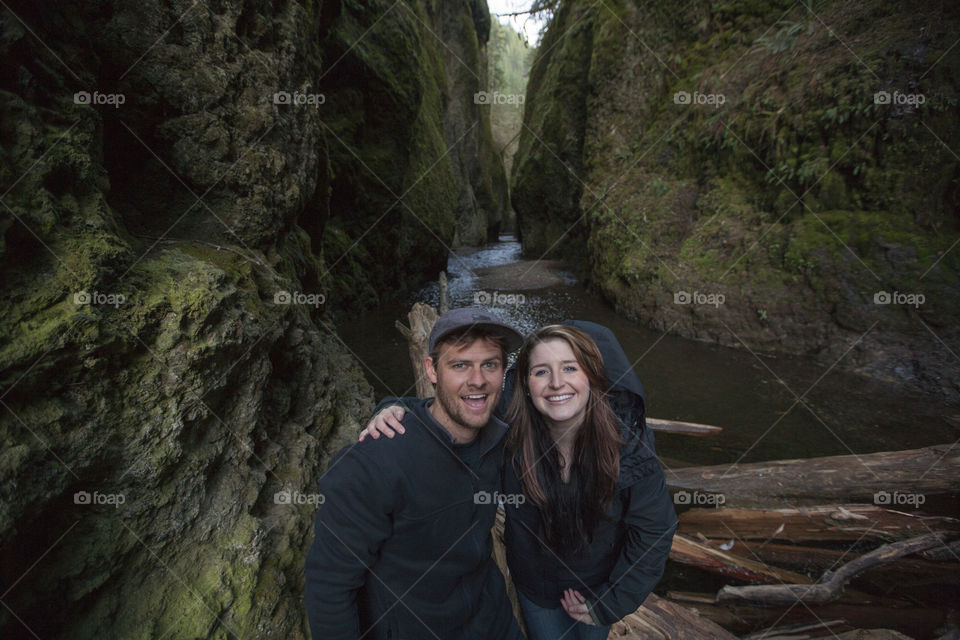 Couple portrait in the gorge 
