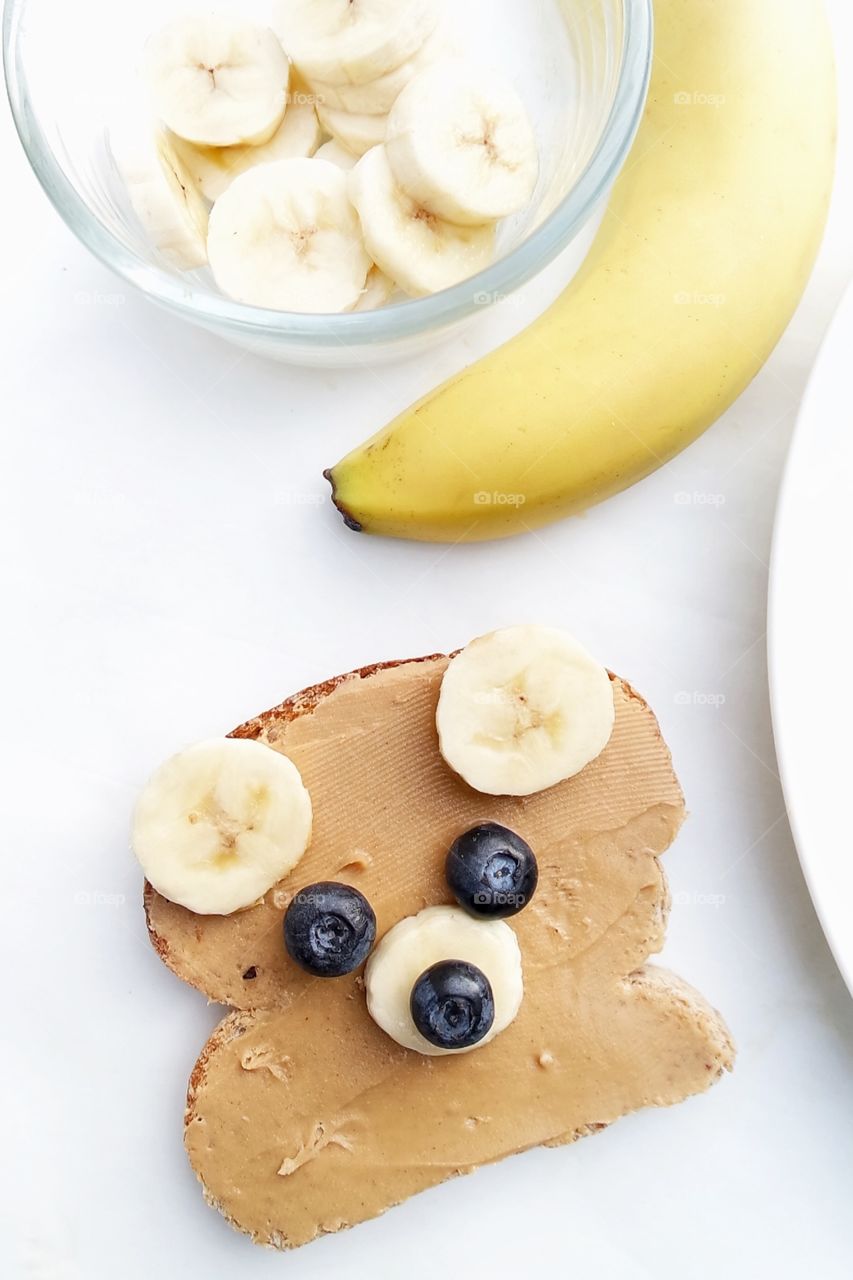 Bear shaped sandwich 