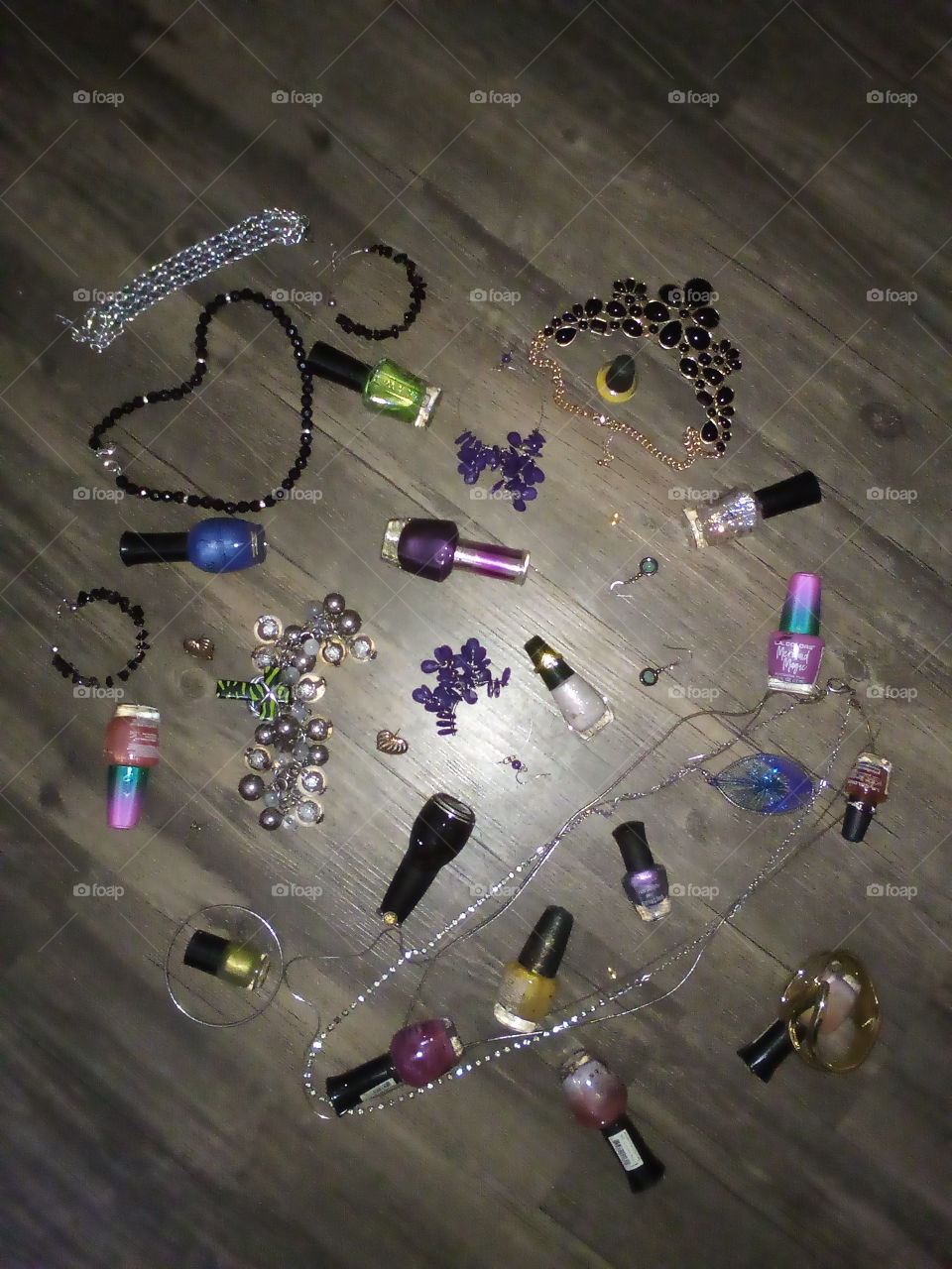 Assorted Fingernail Polish!!