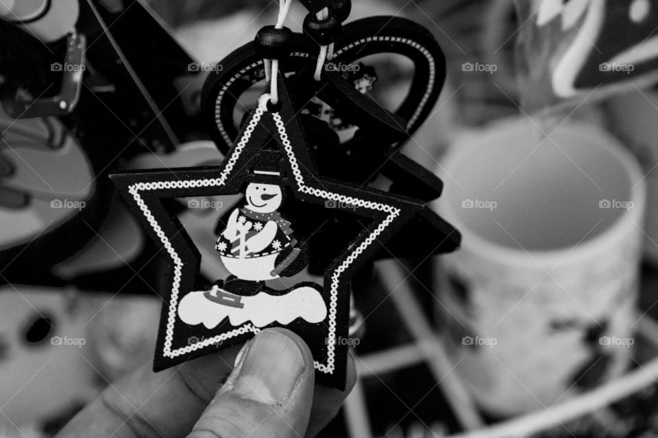 black and white Christmas ornaments star