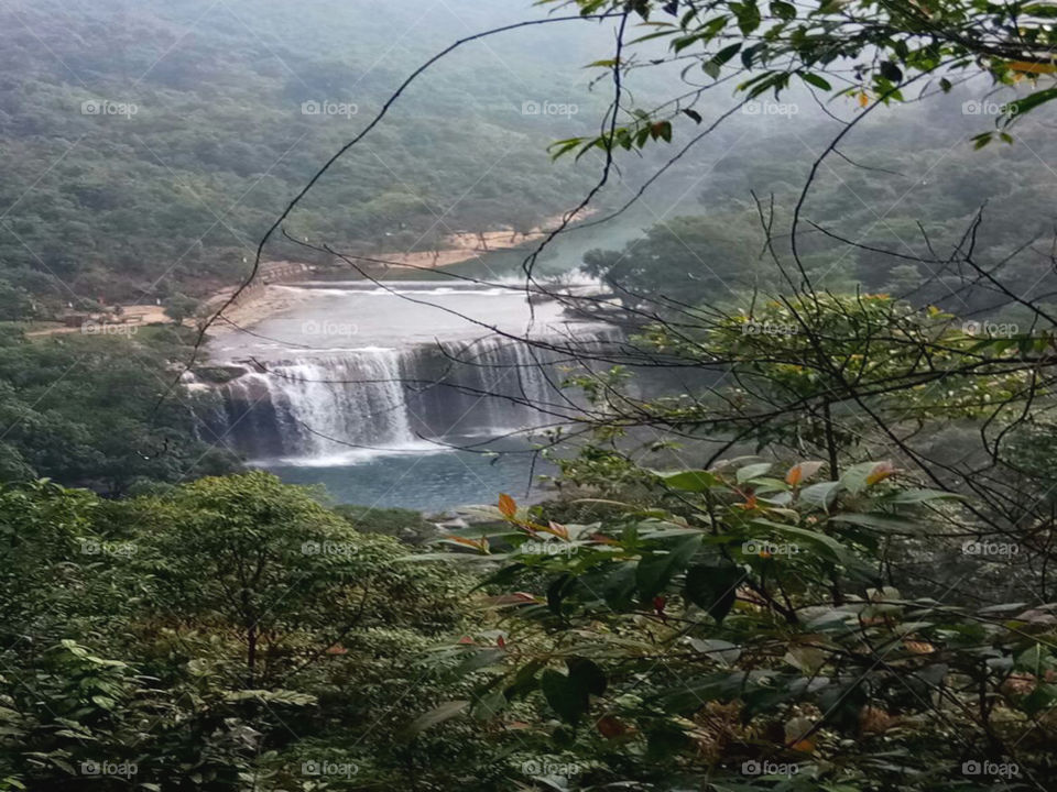 waterfall to Siyang River.
