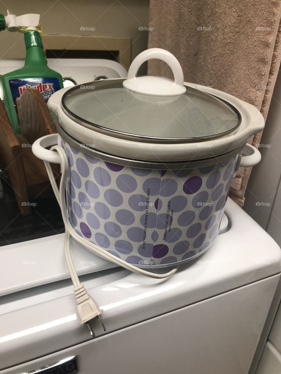 Nice small crockpot with life left in it.