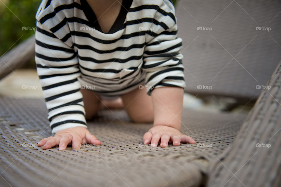 baby crawling