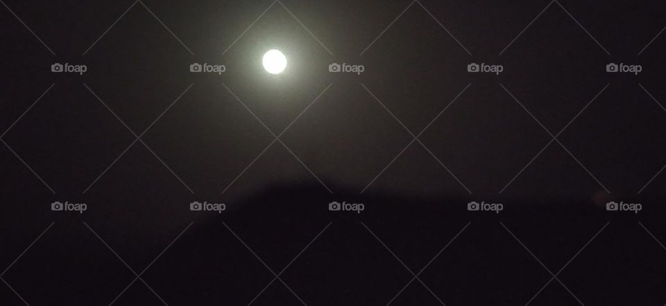 moon and mountaine
