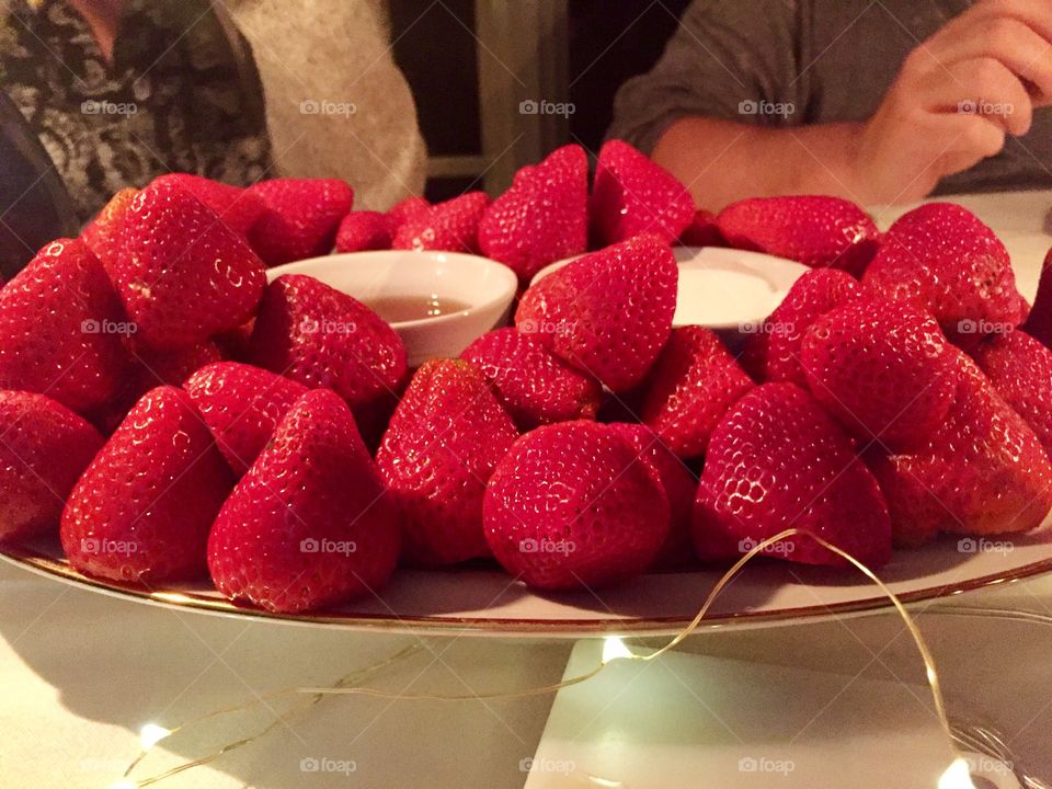 Fresh strawberries with cognac dip 