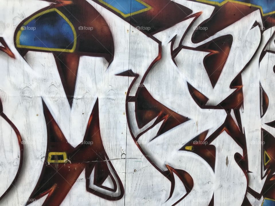 Graffiti that it well crafted appears popular in today’s world, this artists approach is bold and striking.