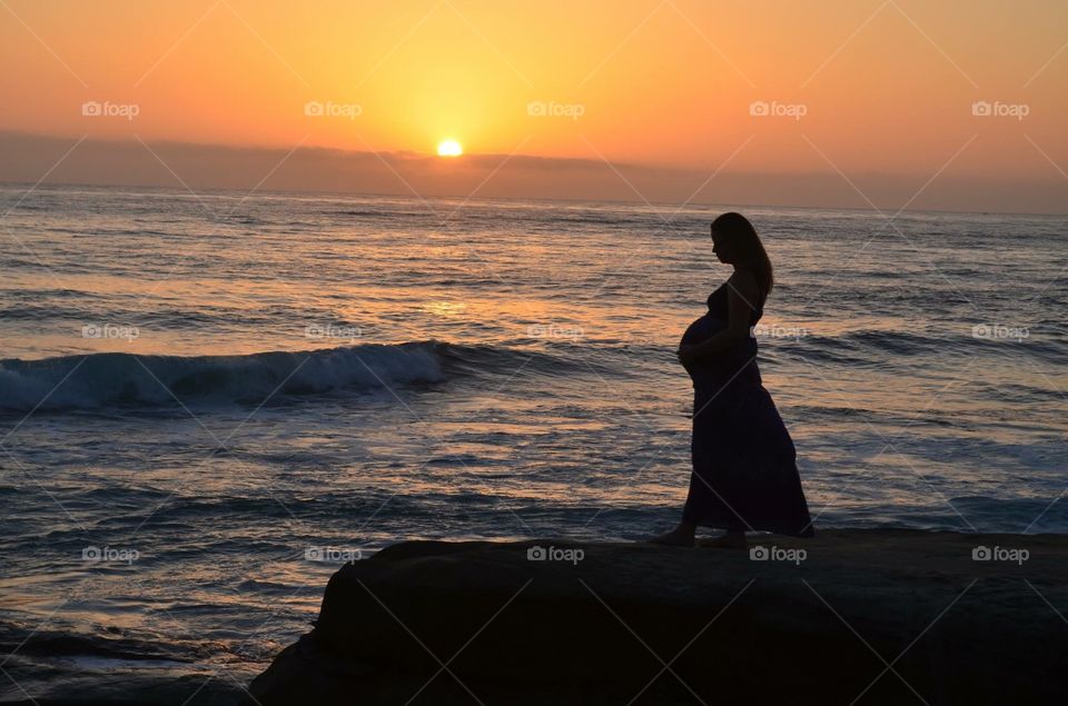 Pregnant Silhouette 