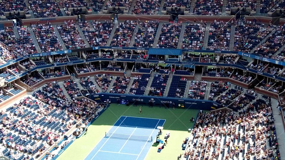 An image of Arthur Ashe stadium at the US Open.