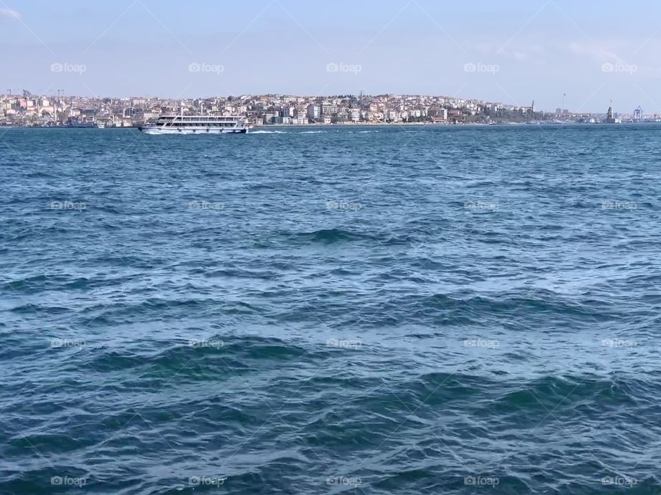 The river divided istanbul into two