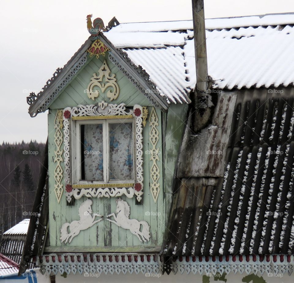 Russian wooden architecture, the Russian ancient house Ural houm