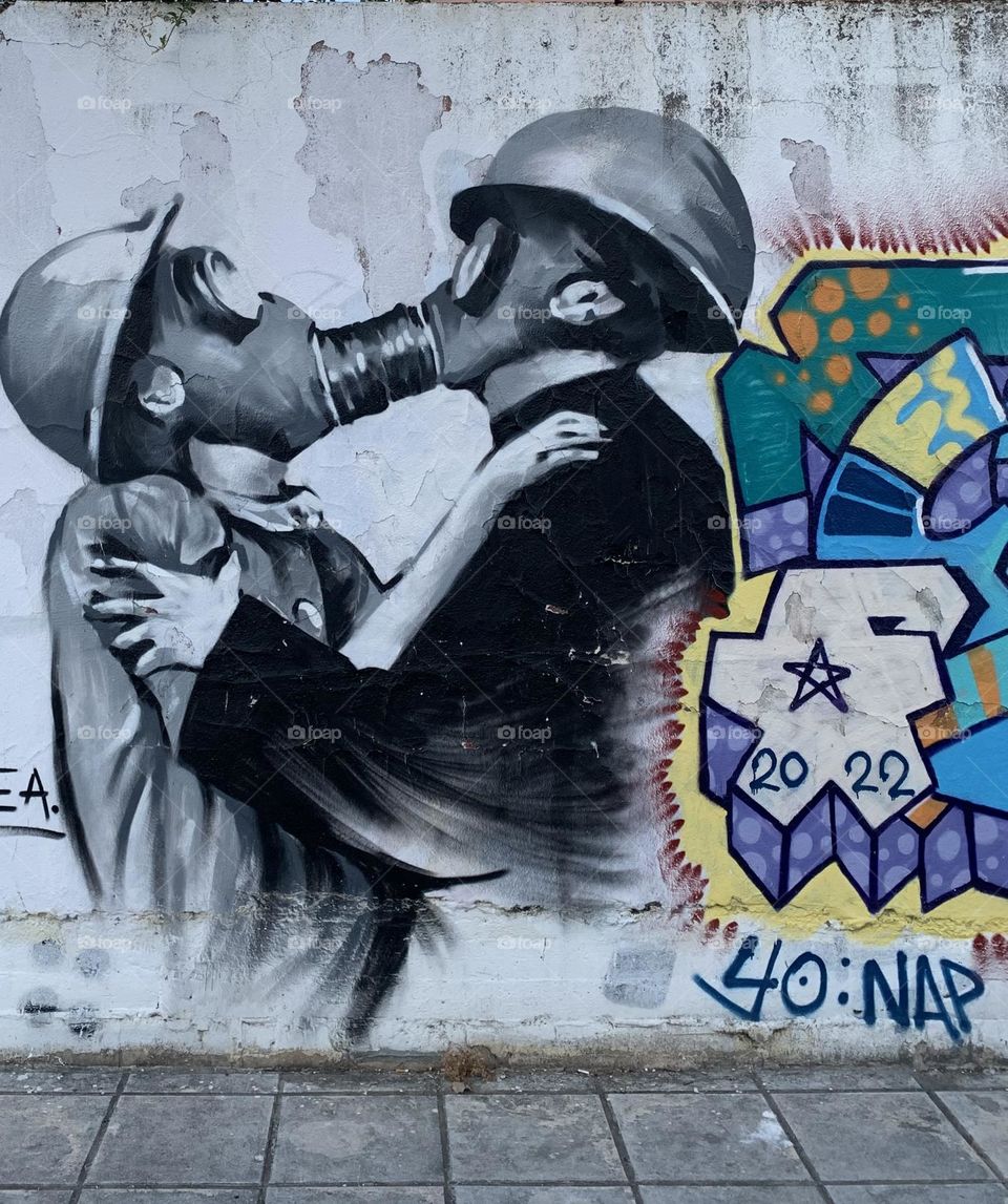 Love story. Graffiti on the wall