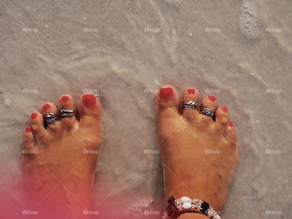 Toes in the sand 