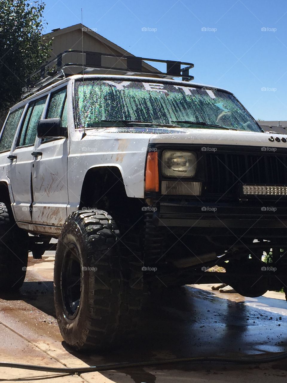 Yeti the jeeps bath time